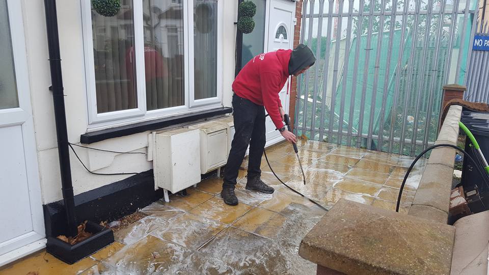 Drive and Patio Cleaning by Prestige Bin Cleaning