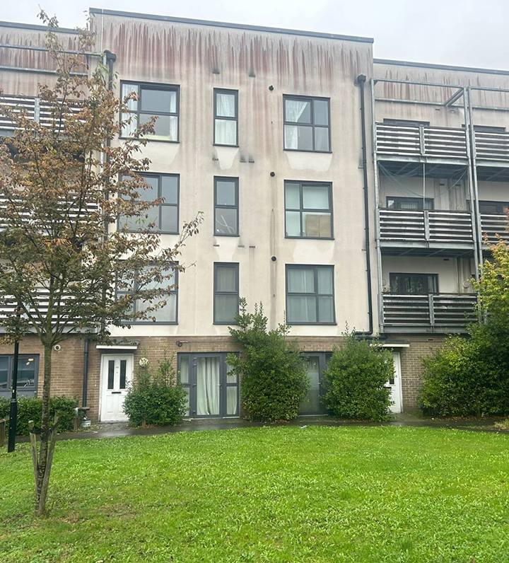 render cleaning on apartments before