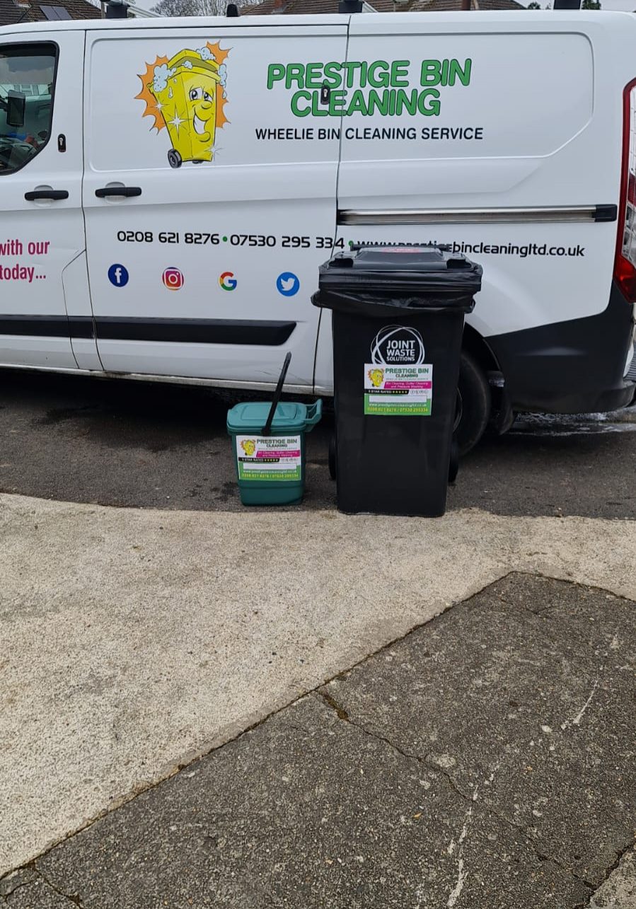 Wheelie bin deals cleaning near me