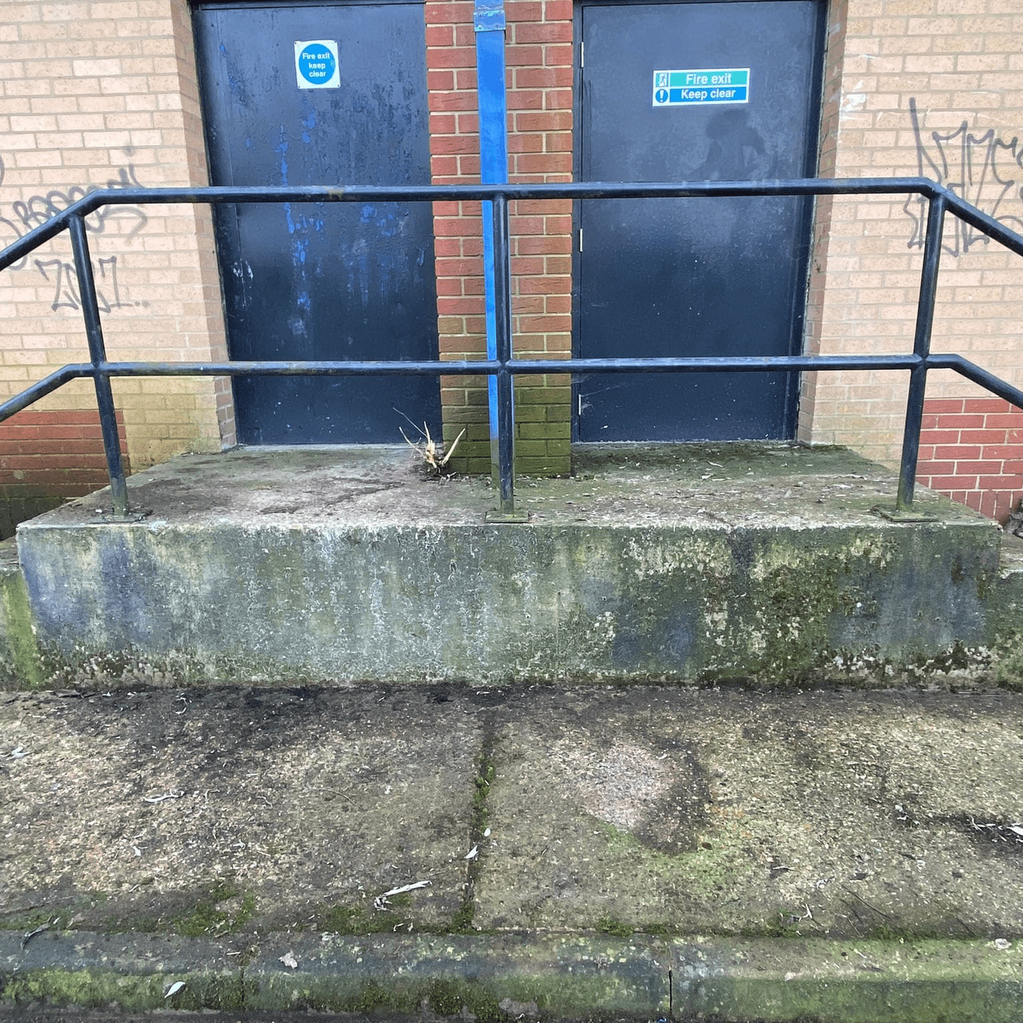 commercial pressure washing by Prestige Bin Cleaning